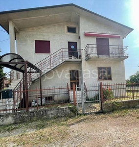 Villa Bifamiliare in vendita a Monteforte d'Alpone borgo Trieste