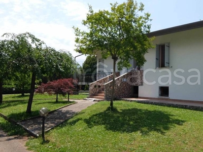 Villa Bifamiliare in vendita a Ponzano Veneto