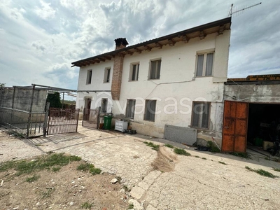 Villa Bifamiliare in vendita a Roverchiara via Valle Tomba