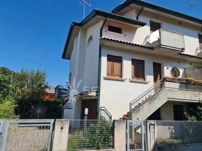 Villa Bifamiliare in vendita a San Donà di Piave