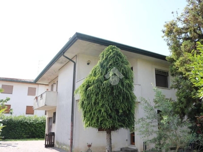 Villa Bifamiliare in vendita a Spinea via Fornase