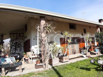 Villa in in vendita da privato a Gruaro stradella Rojale, 3