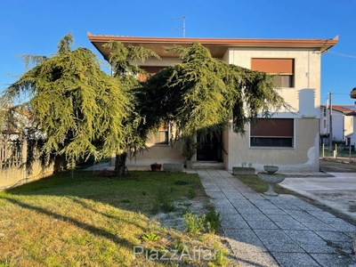 Villa in vendita a Cona via Roma