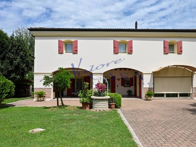 Villa in vendita a Dolo via Luigi Nono