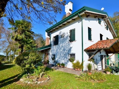 Villa in vendita a Eraclea via dei Prati
