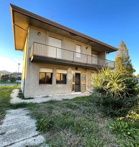 Villa in vendita a Fossò via Martiri Giuliani e Dalmati, 6