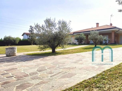 Villa in vendita a Salzano via toscanigo, 75