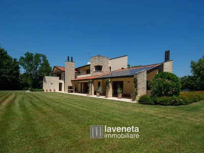 Villa in vendita a San Donà di Piave via Attilio Basso