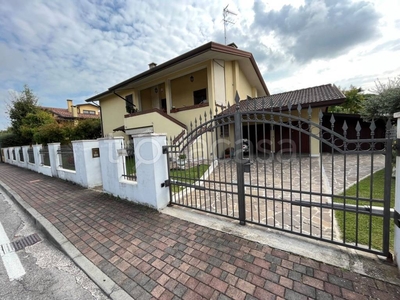 Villa in vendita a Santa Maria di Sala via Niccolò Paganini, 4