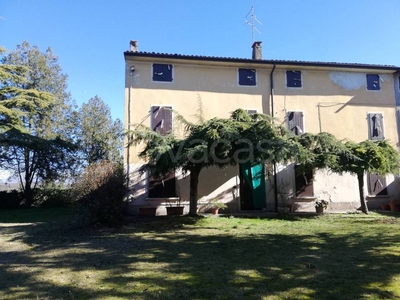 Villa in vendita a Valeggio sul Mincio località Frati, 22