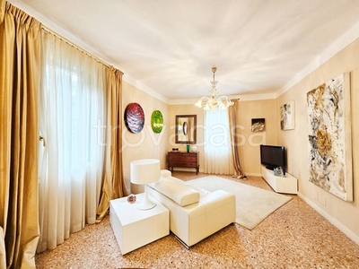 Villa in vendita a Vicenza via Federico Saudino