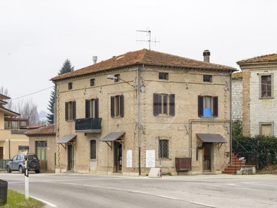 Casa indipendente in vendita a Gubbio Mocaiana