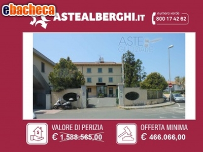 Albergo in Vendita a..