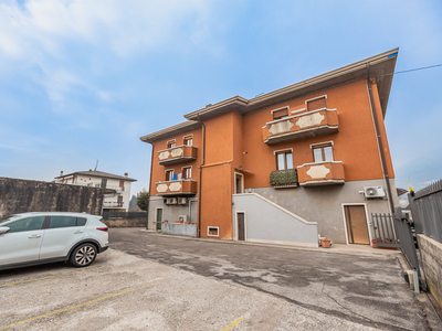 appartamento in vendita a Caprino Veronese