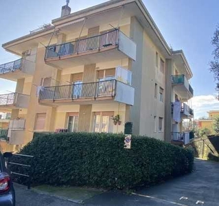 Appartamento in Vendita a Rapallo Via San Damiano