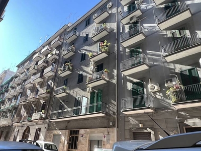 Appartamento in vendita a Taranto, via Giusti, 10 - Taranto, TA