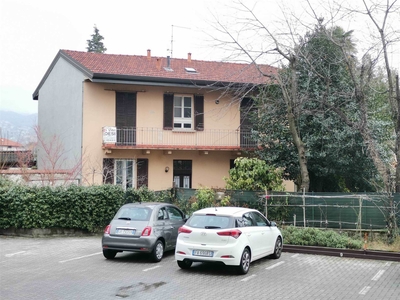 Casa singola in vendita a Verbania Pallanza Semicentro