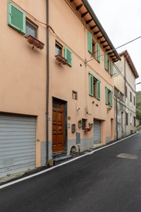 Appartamento in Via Mazzini 27 in zona San Giovanni Alla Vena a Vicopisano