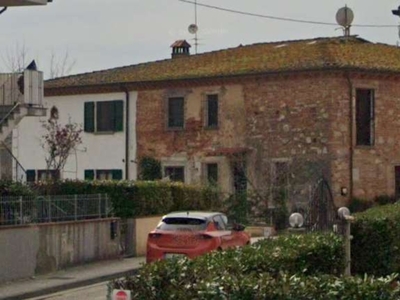 Appartamento in Via Piave 43, Crespina Lorenzana, 8 locali, 3 bagni