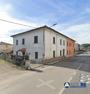 Appartamento in Via Provinciale Francesca, Santa Maria a Monte, 151 m²