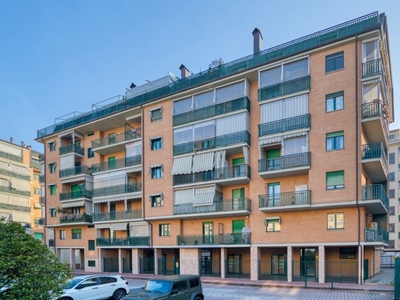Appartamento in Via SAORGIO 41, Torino, 5 locali, 2 bagni, 160 m²