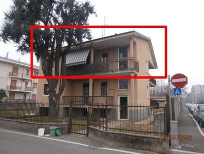 Casa Bi - Trifamiliare in Vendita a Saronno
