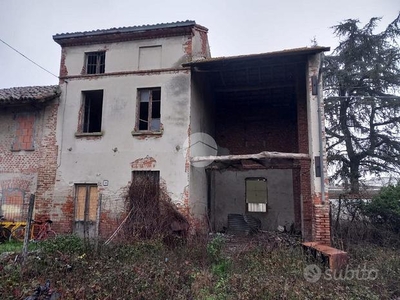 CASA DI CORTE A BADIA PAVESE