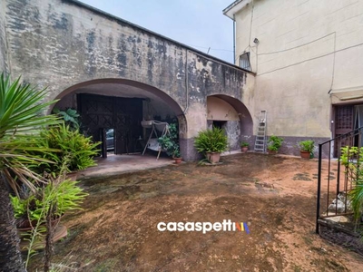 Casa indipendente in Vendita a Salerno