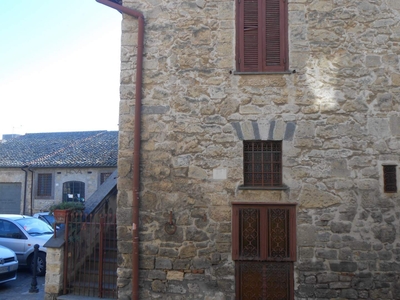 Casa indipendente in vendita a Tarquinia