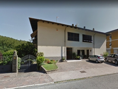 Casa semindipendente in Strada provinciale, Licciana Nardi, 7 locali