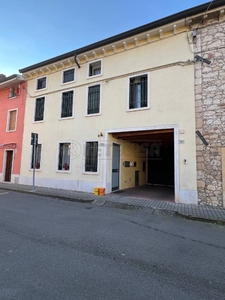 Casa semindipendente in VIA SAN BERNARDINO 25, Montecchio Maggiore