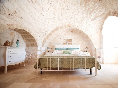 Large Family-Friendly Villa With Trullo Located in the Apulian Countryside