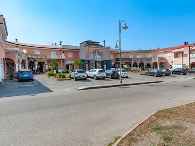 Locale commerciale in vendita a Casal Velino - Zona: Marina di Casal Velino