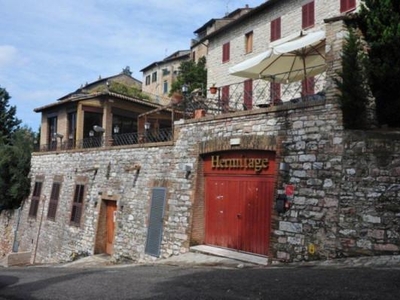 Negozio in vendita a Assisi