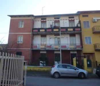 Quadrilocale in Via Bligny 142, Prato, 1 bagno, 97 m², 2° piano