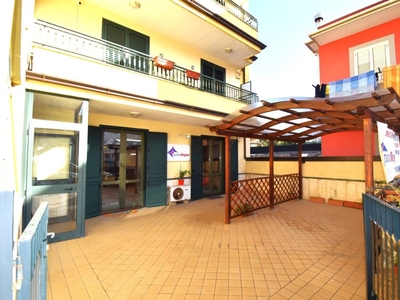 Quadrilocale in Via Europa 5/1, Castel San Giorgio, 2 bagni, 100 m²