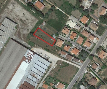 Terreno edificabile residenziale in vendita a Rieti