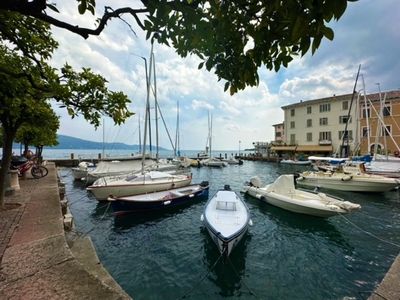 Vendita Appartamento in GARGNANO