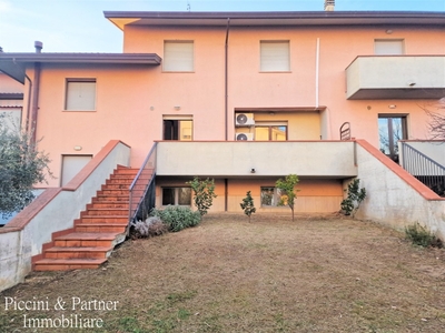 Villa a schiera in Via dei Mandorli, Passignano sul Trasimeno, 4 bagni