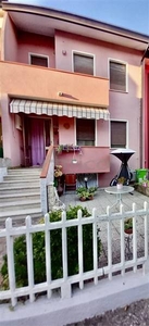 Villa a schiera in Via Perini 32 a San Martino di Venezze