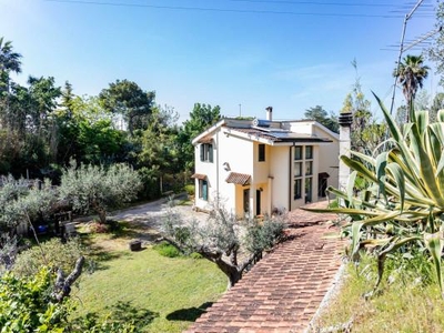 Villa in vendita a Arnesano