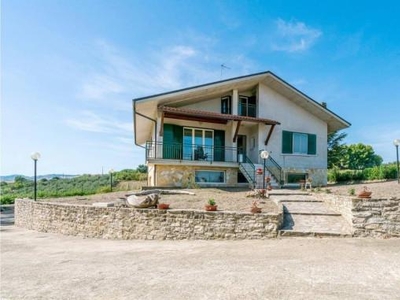 Villa in vendita a Montenero Di Bisaccia
