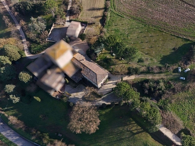 Villa in Vocabolo San Sisto di Porchiano 27/a a Todi