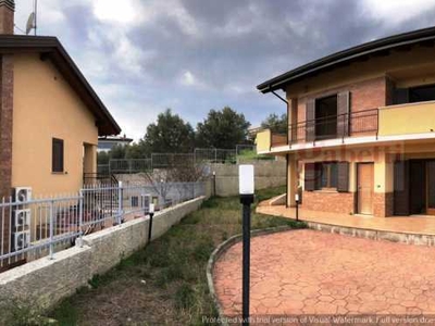 Villa Singola in Affitto ad Rende - 950 Euro