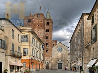 Quadrilocale vista mare a Albenga