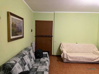 Appartamento in Affitto ad Rho - 700 Euro