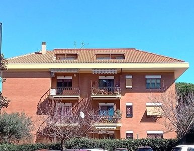 Appartamento in Viale Primo Maggio , 103, Grottaferrata (RM)