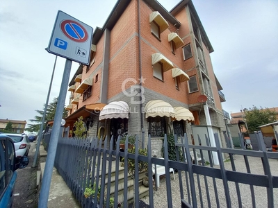 Attività commerciale in Vendita a Viterbo, 899'000€, 1350 m²