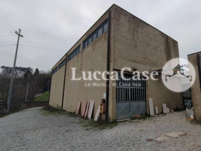 Capannone Industriale in vendita a Lucca