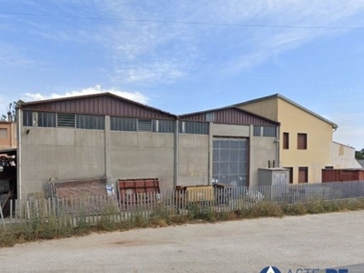 Capannone Industriale in vendita a Piombino piombino